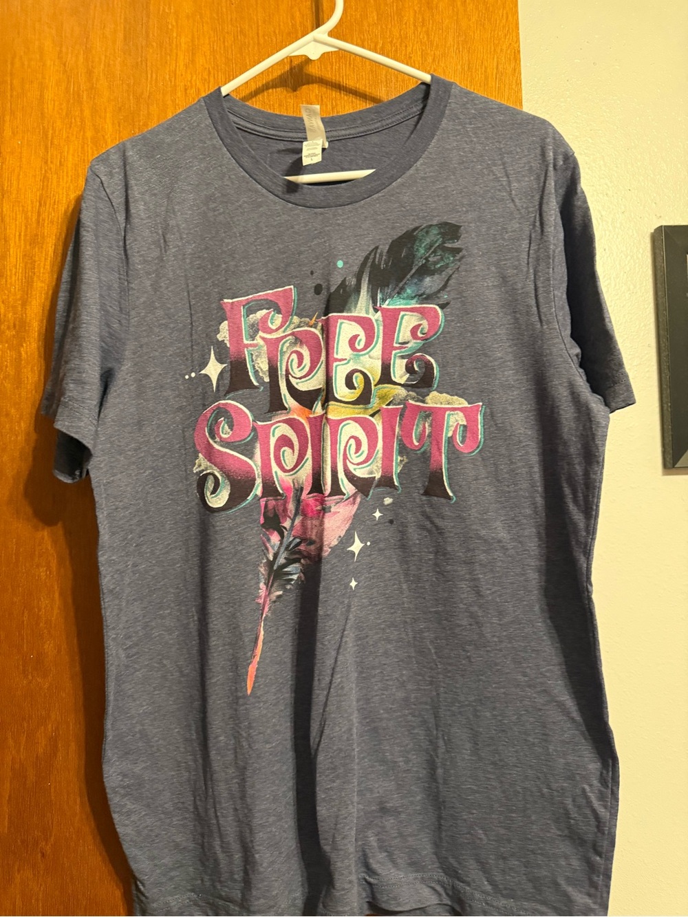 Gildan Navy Blue 'Free Spirit' Graphic Tee
